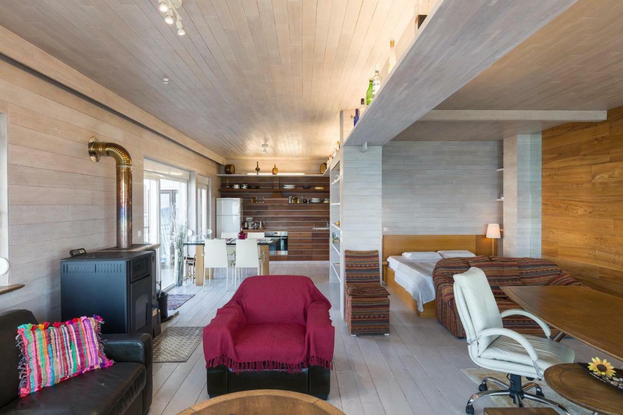 Designer'S Apartment Peraia  Bagian luar foto